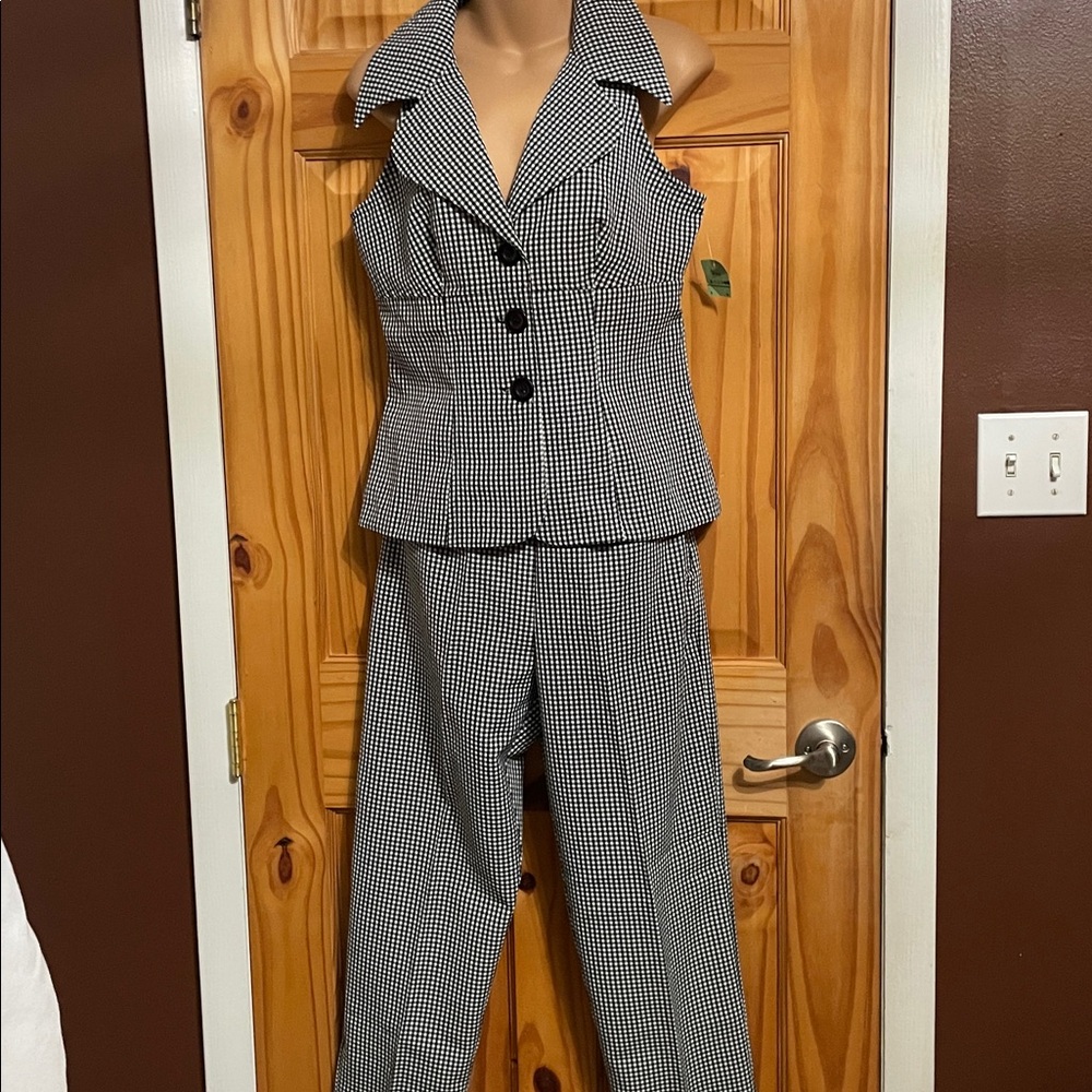 Mark Farrel Black and White Checkered office chic two piece set Size 9/10 NWT